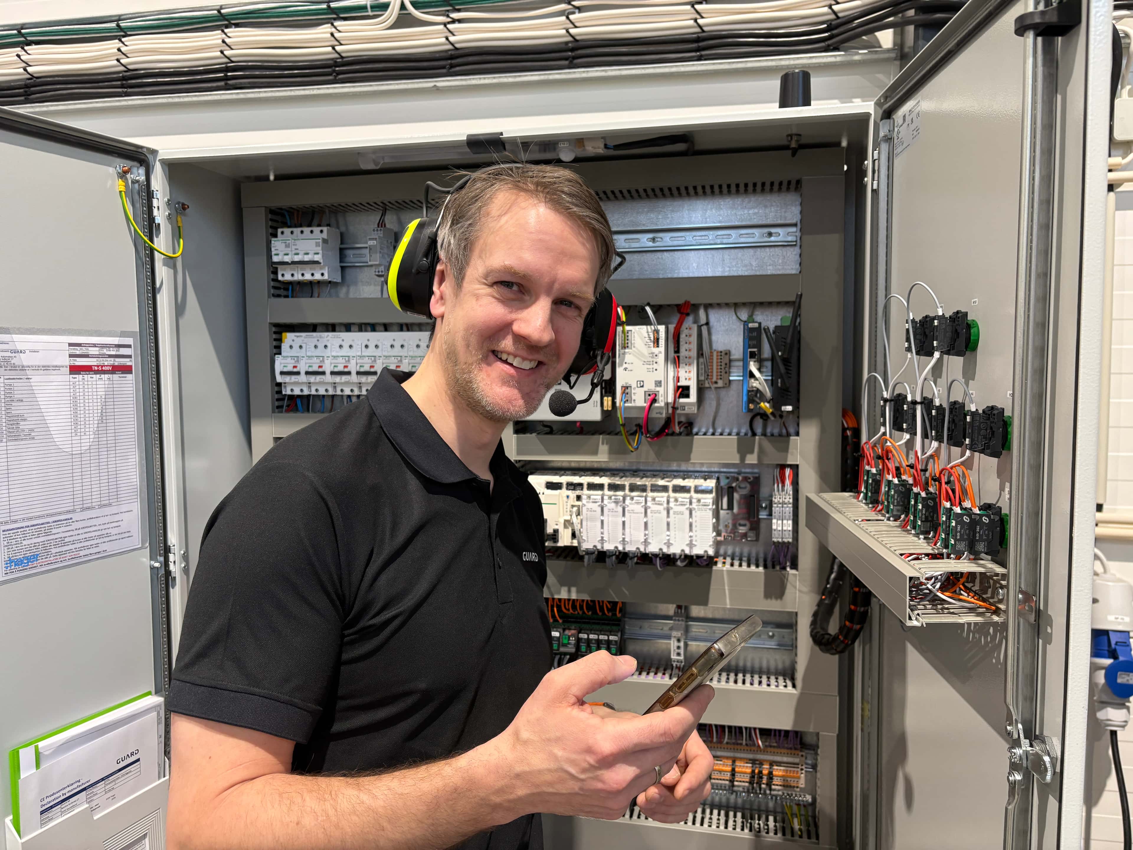 Ringsaker Replaces 140 Operator Panels to Reduce Costs and Simplify Operations